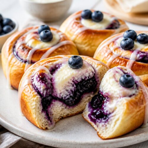Blueberry Cheesecake Buns Recipe